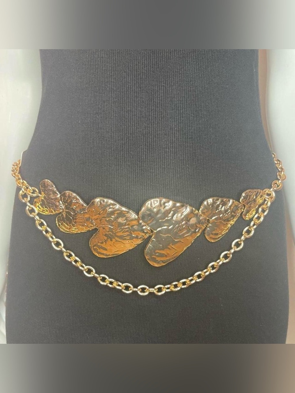 Gold tone metallic hearts chain belt